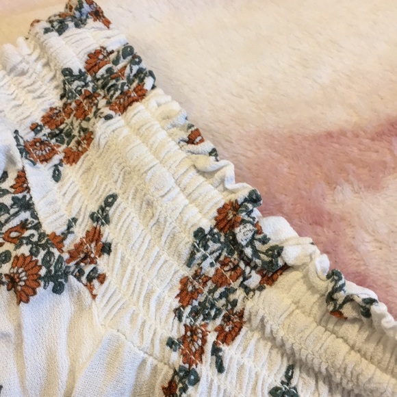 Exhilaration Bohemian Fringe Hem Peasant Blouse Size Medium Short Sleeve Resale - Picture 4 of 16